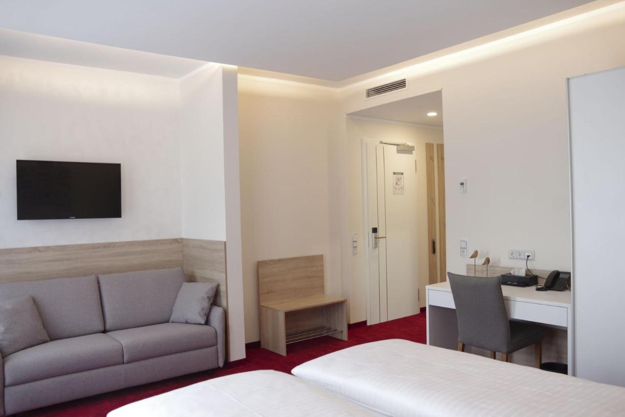 Hotel Am Waldkasino Эрфурт Экстерьер фото